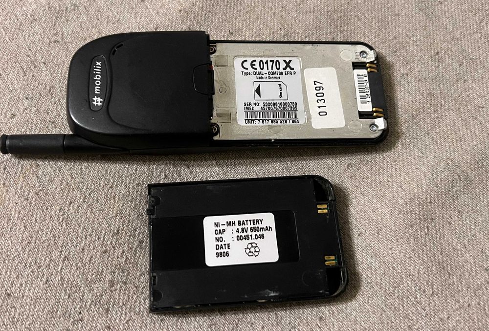 Telefon vintage Bosch GSM Com738 Mobilix rar colectie stare necunoscut