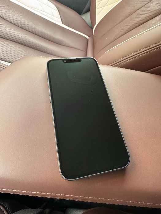 Продам iphone 13(128gb)