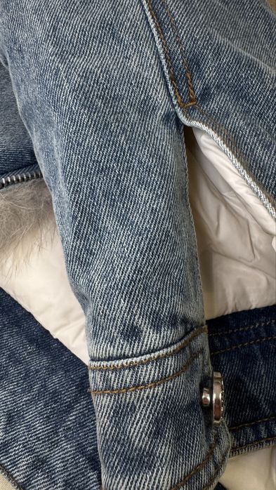 Продам куртку с натуральным мехом