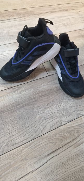 Маратонки Adidas, номер 32/33