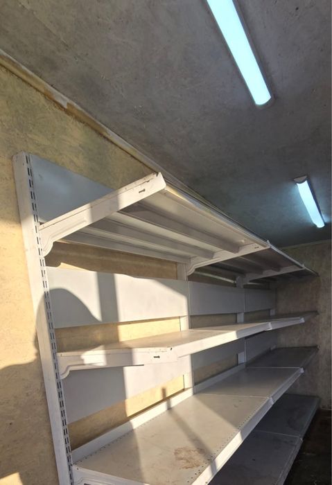 Полку для магазина