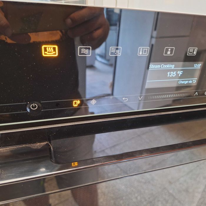 Микровълнова с парна фурна Miele DGM 7440 Миеле WI Fi