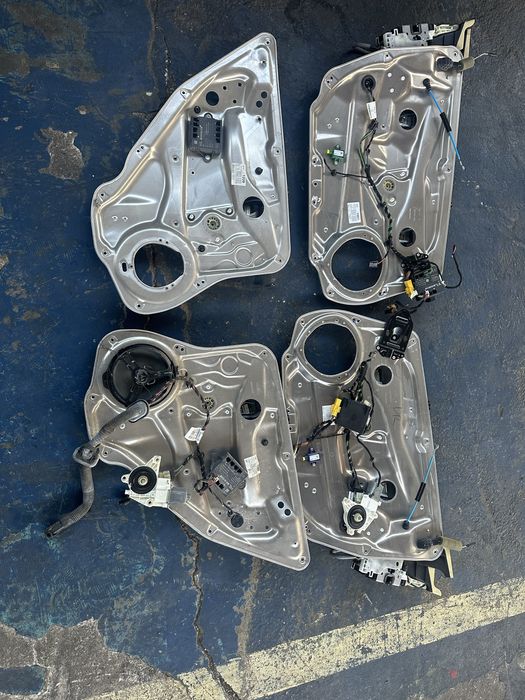 Macara geam stanga dreapta fata spate mercedes w212 w204