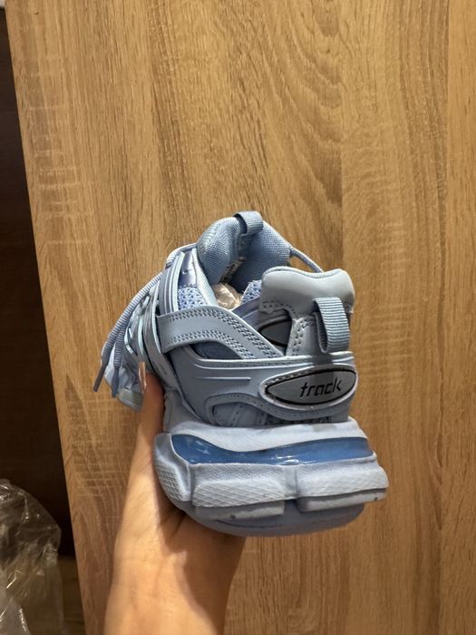 Balenciaga Track