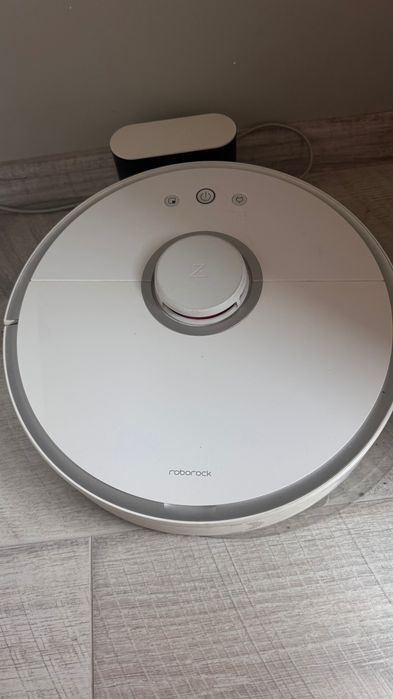 Робот прахосмукачка Roborock