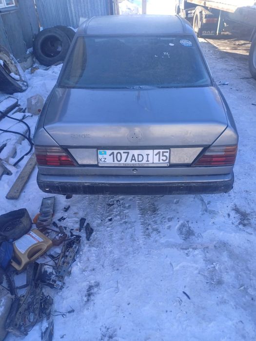 Мерседес 124 в разбор