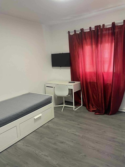 Inchiriez apartament decomandat in Sibiu Terezian