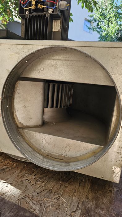 Ventilator de exhaustare