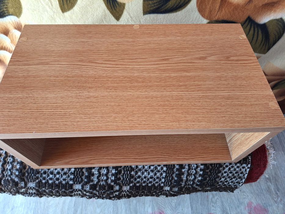 Corp mobila dimensiuni (lungime x latime x adancime) 50 x 20 x 26 cm