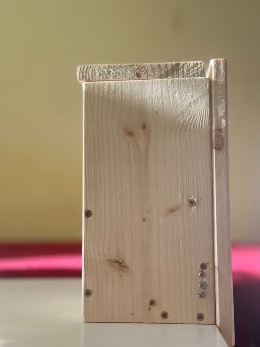 Автоматична хранилка за животни