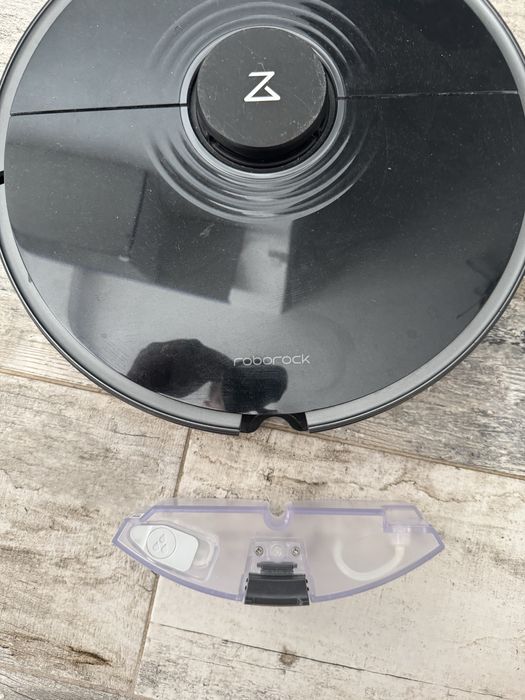 Roborock S7 robot aspirator cu mop