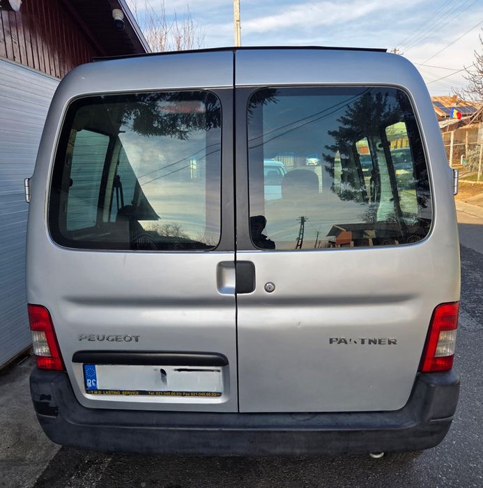 Peugeot Partner 1.6 diesel, vopsea originala fără rugina,  230000km