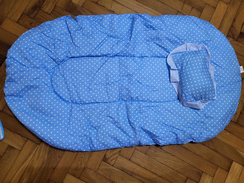 Pătuț portabil pliabil cu plasă de țânțari