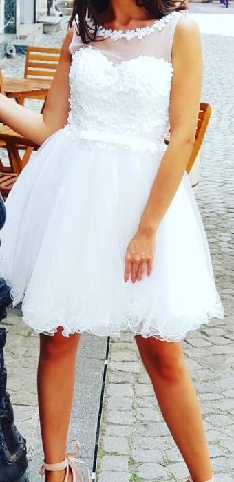 Офицшална рокля с перли