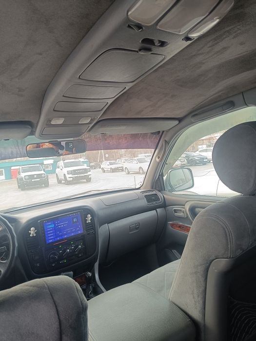 Тойта Ленд Крузер