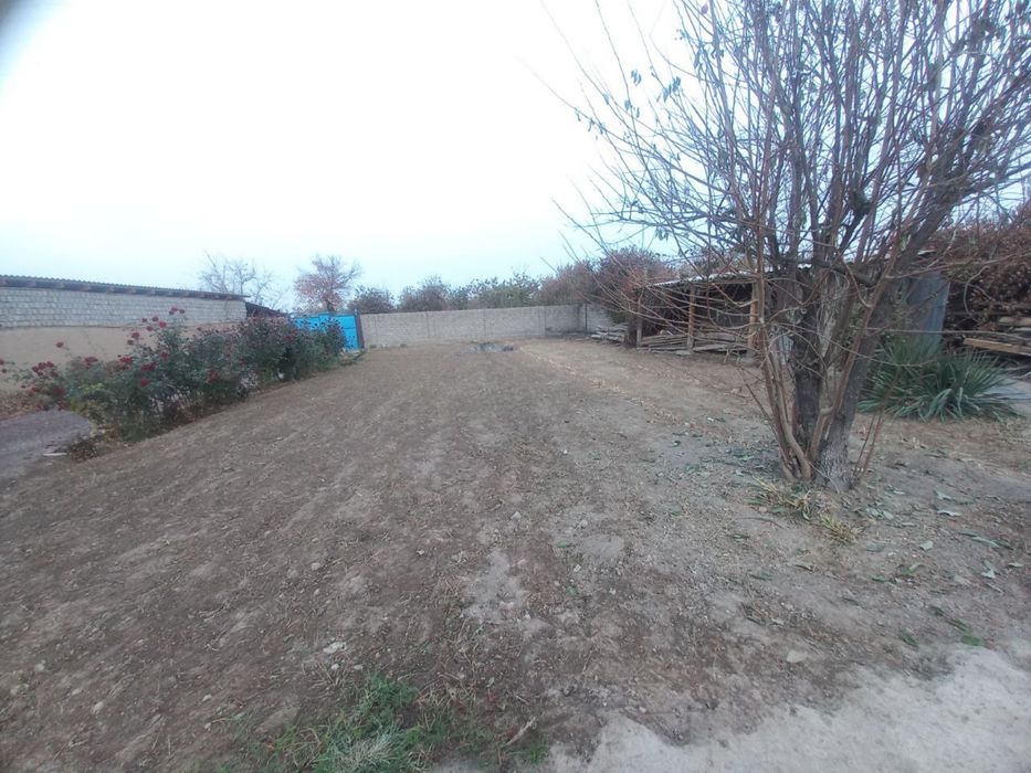 Yer sotiladi srochno tashmoryada 4 sotix