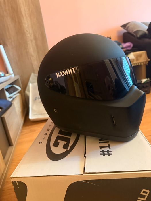 Мото каска Bandit Размер: L (използвана)