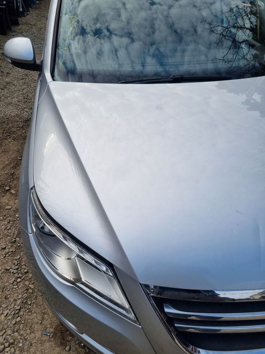 Capota Volkswagen Tiguan 5N 2007 - 2011 SUV 4 Usi SILVER (1481)