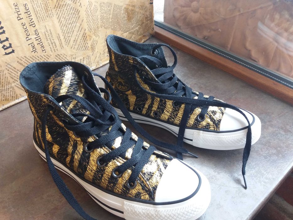 детски кецове,гуменки,спортни обувки,маратонки,Converse,35,за момиче