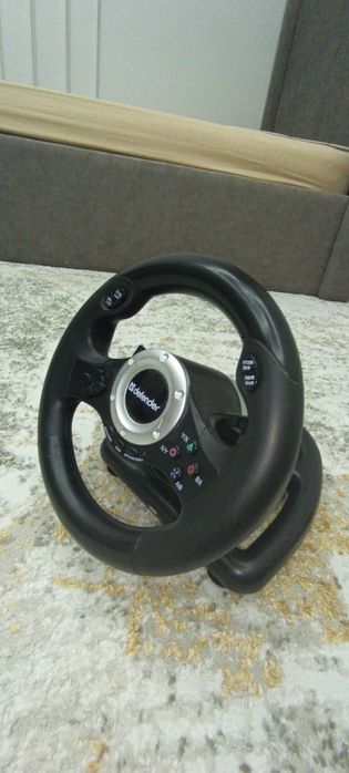 Игровой руль defender