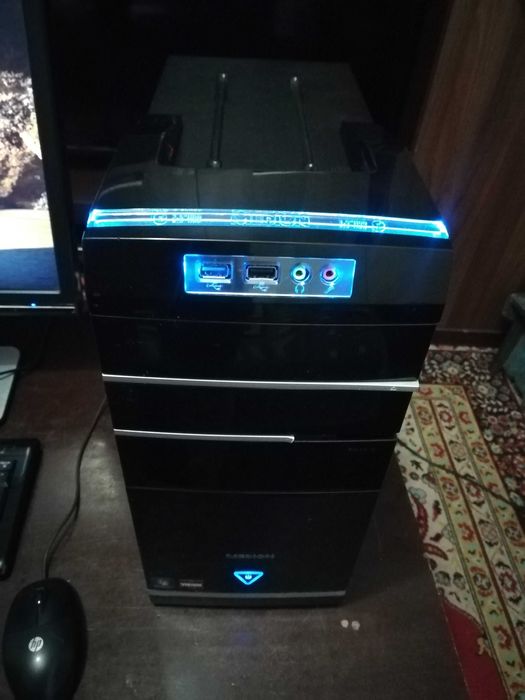 Unitate AMD A8-3820, AMD Radeon HD 6550D,8 GB , HDD 500 GB