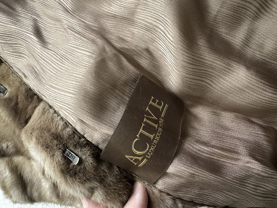 Продам Норковую шубу