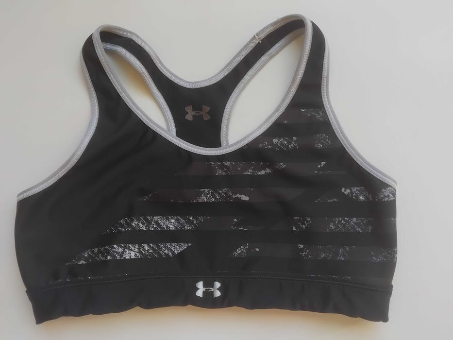 Under Armour 100% оригинално дамско бюстие / спортен сутиен
