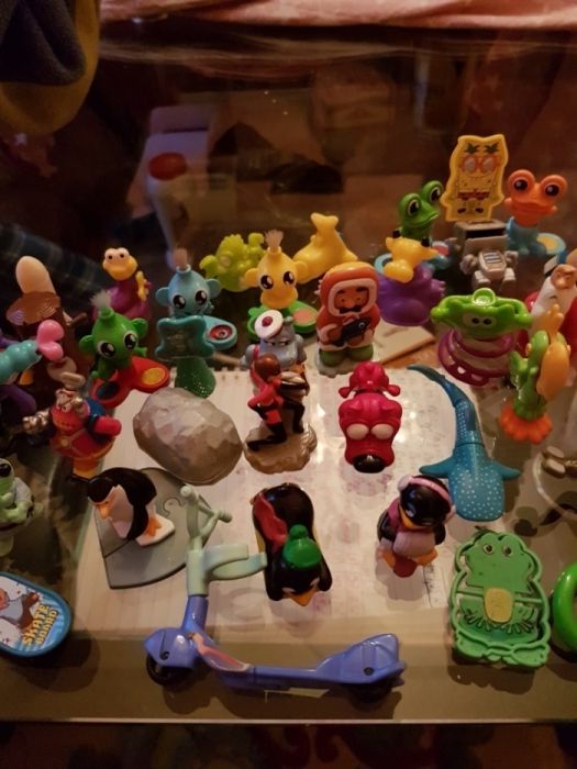 Киндер играчки