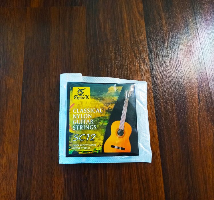 Klassik gitaralar uchun sifatli strunalar