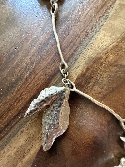 Колие в златист цвят