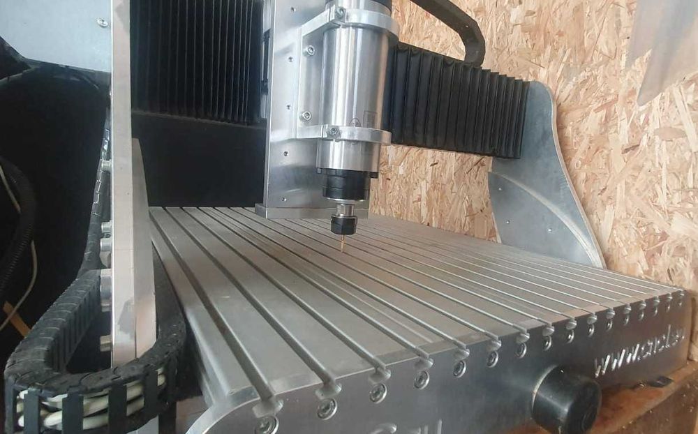 Router CNC , Freza CNC , Masina frezat CNC