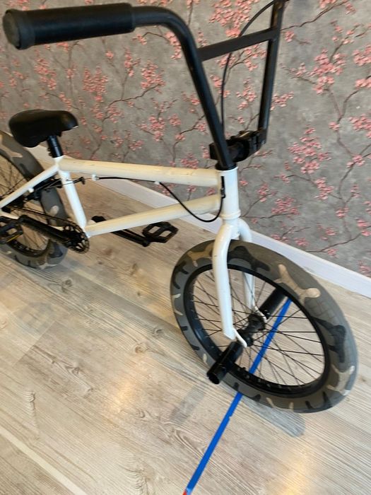 Продам трюковой велосипед BMX VIKING