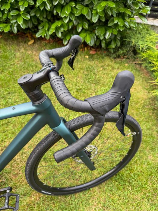 Нов Cube Nuroad Race 2026 гравел велосипед, двугодишна гаранция