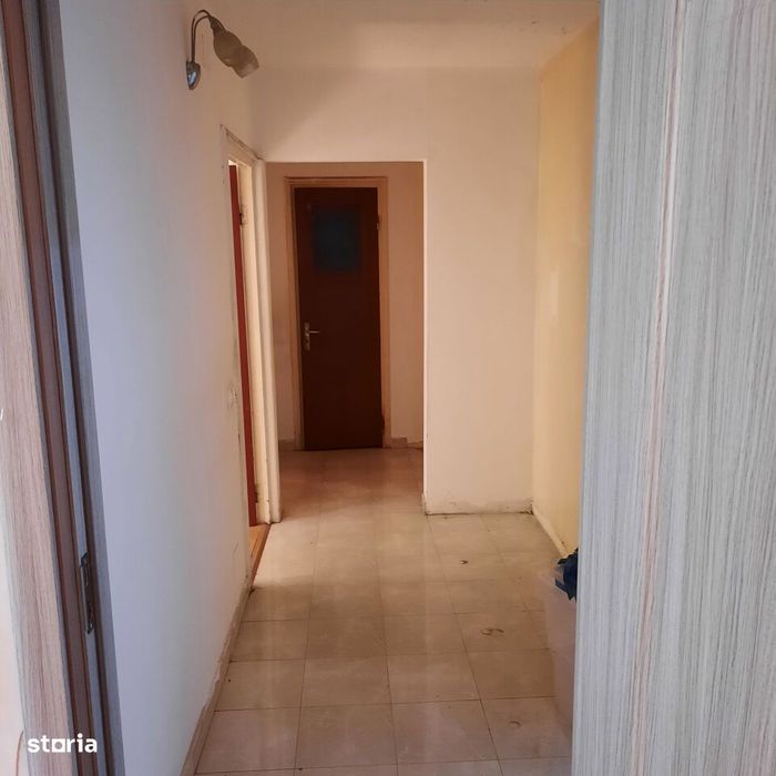 ap 4 camere str Cetatea de Balta S6
