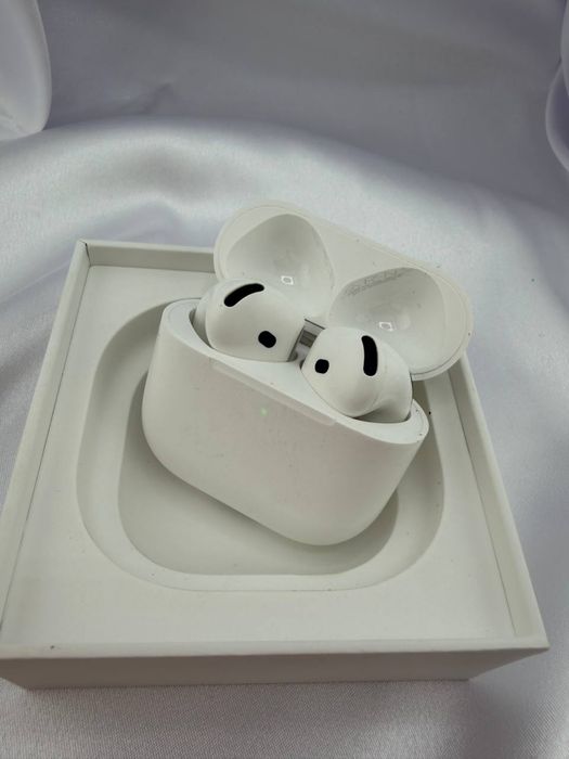 Наушники AirPods 4 / #МА31790