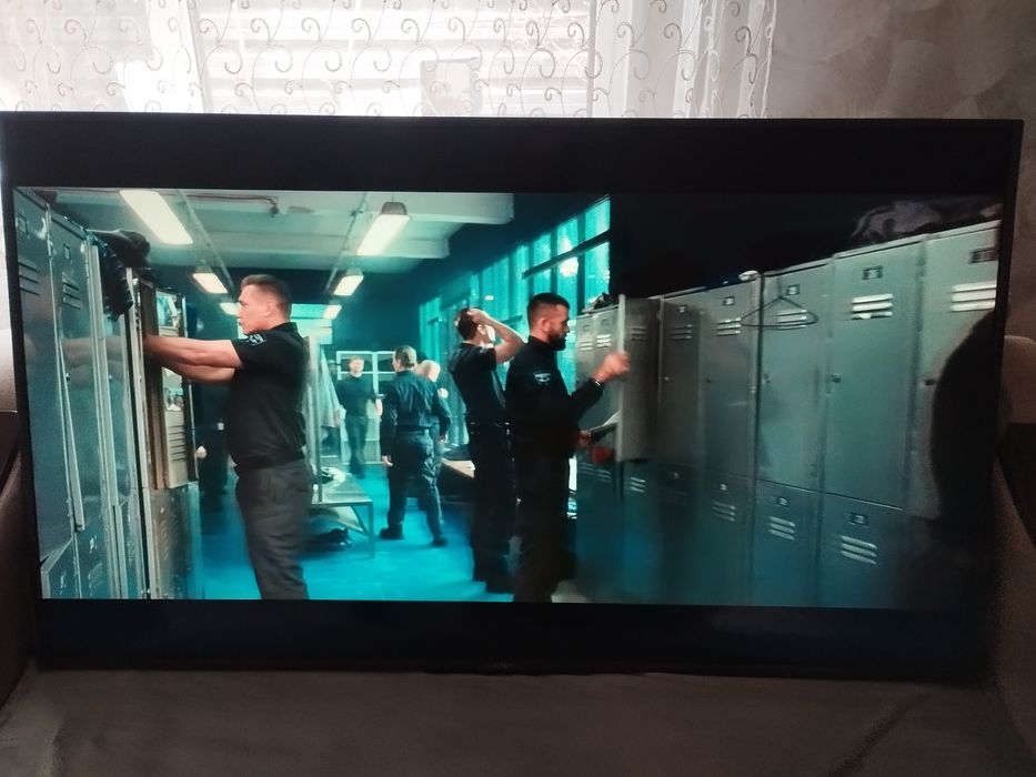 Телевизор б/у KIVI 55 дюймов