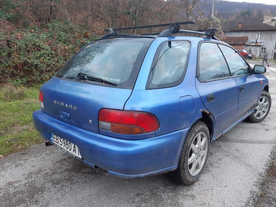 Субару Импреза 2000 куб 115 к.с   САМО НА ЧАСТИ