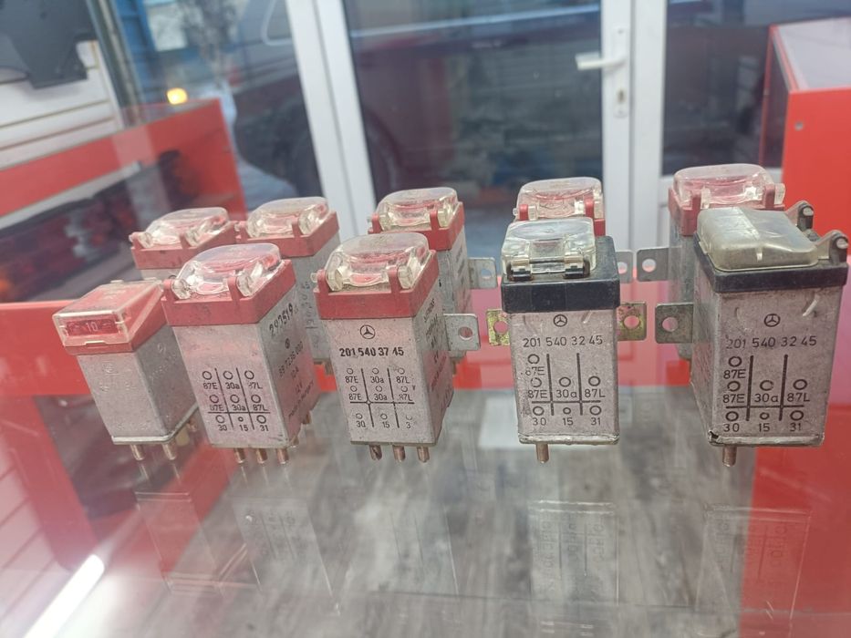 Реле нагрузки Мерседес