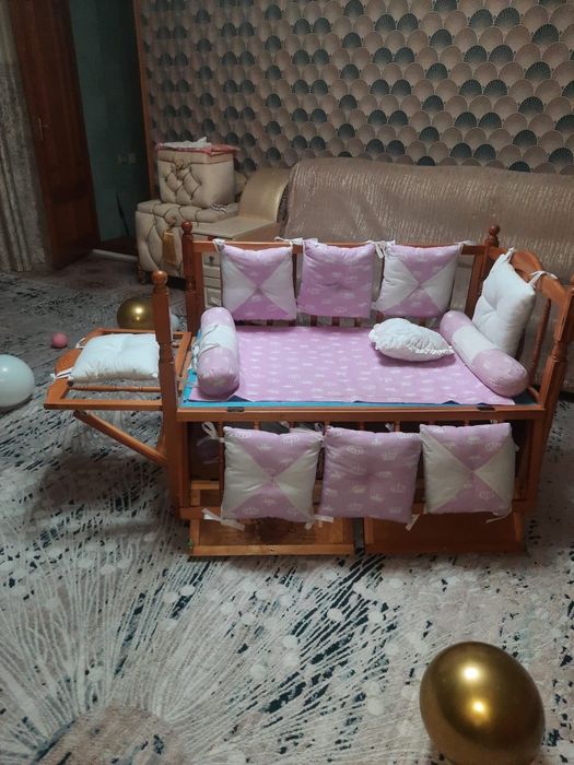 Продам манеж-кровать