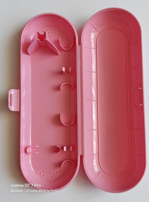 Toc / Etui / Travel case / Carcasă transport periuță electrică Oral-B + cadou protecții