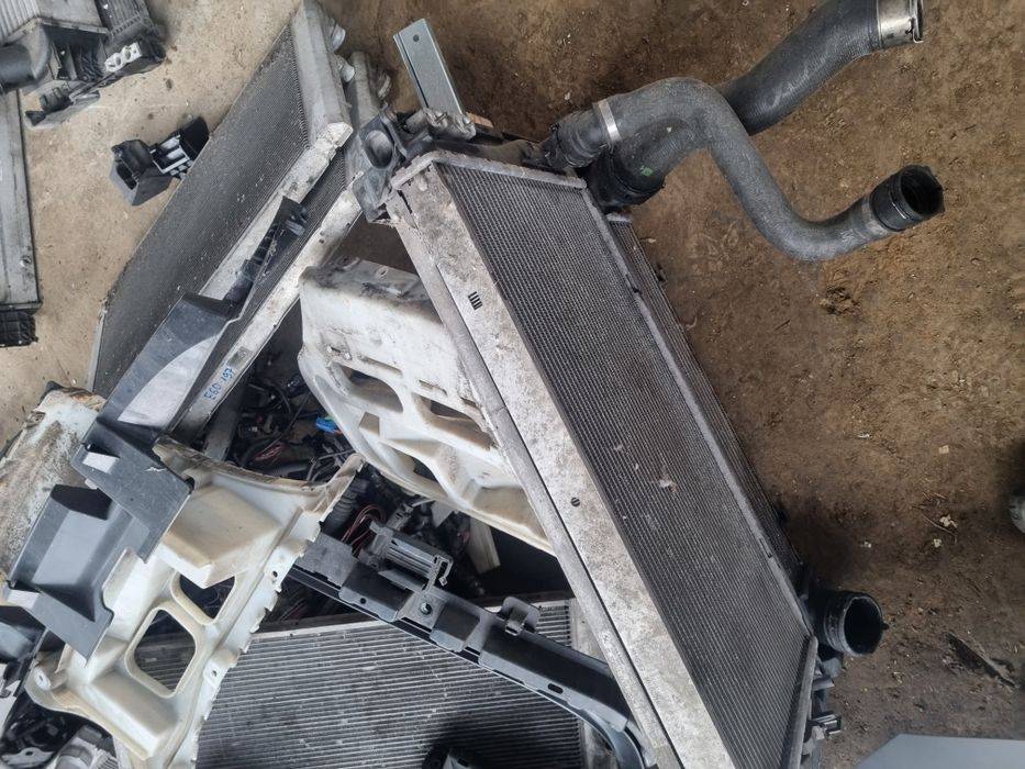 Воден Радиатор бмв е60 е61 е90 е91 е92 е93 е87 ф10 ф30 ф11 ф31