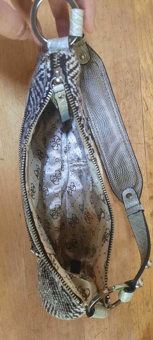 Geanta Guess,material textil și piele