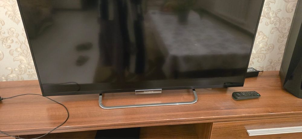Sony Bravia 2011 год