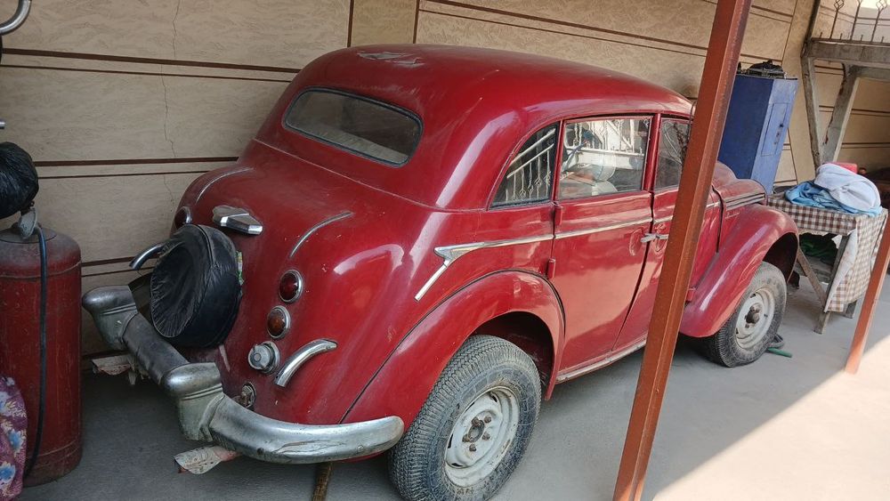 Антикуваг Москвич сотилади