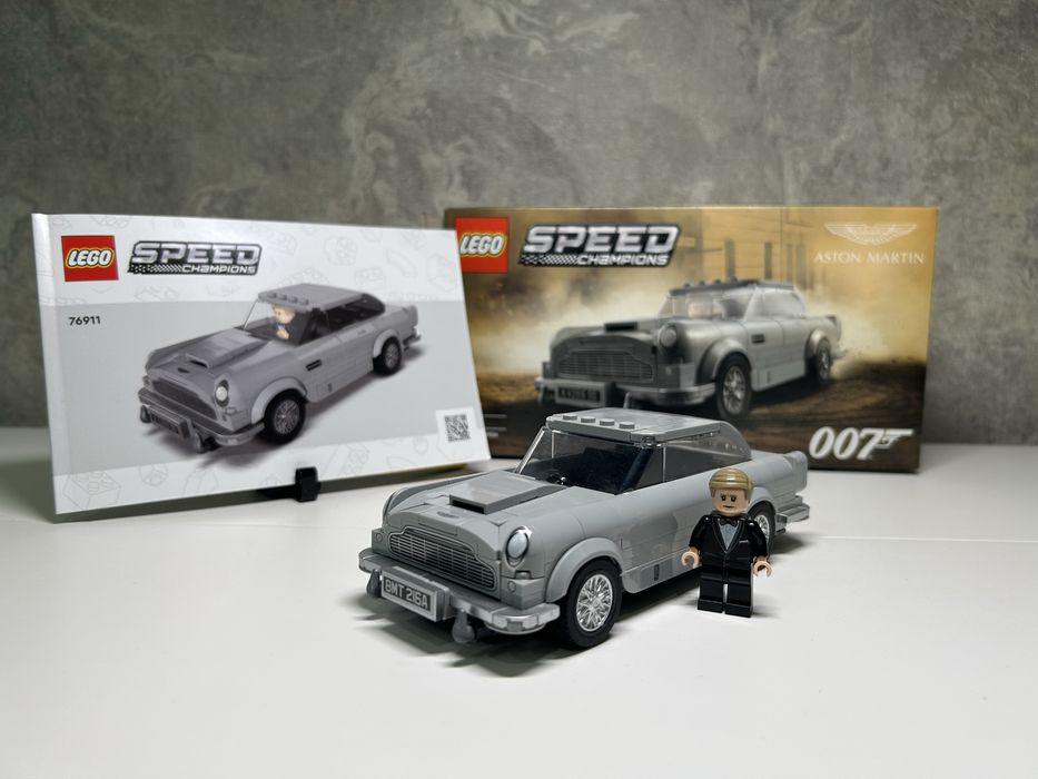 4 наборы Lego Speed Champions