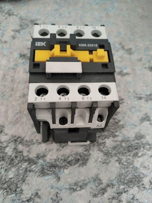 Продам  Пускатель 380 В