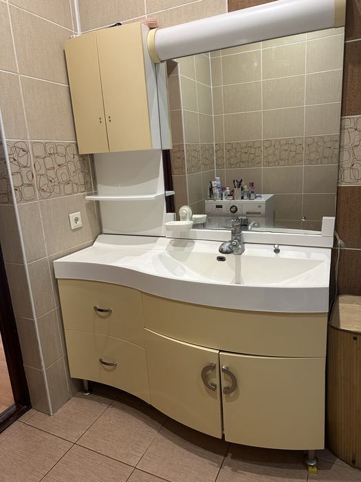 Раковина со шкафом для ванной