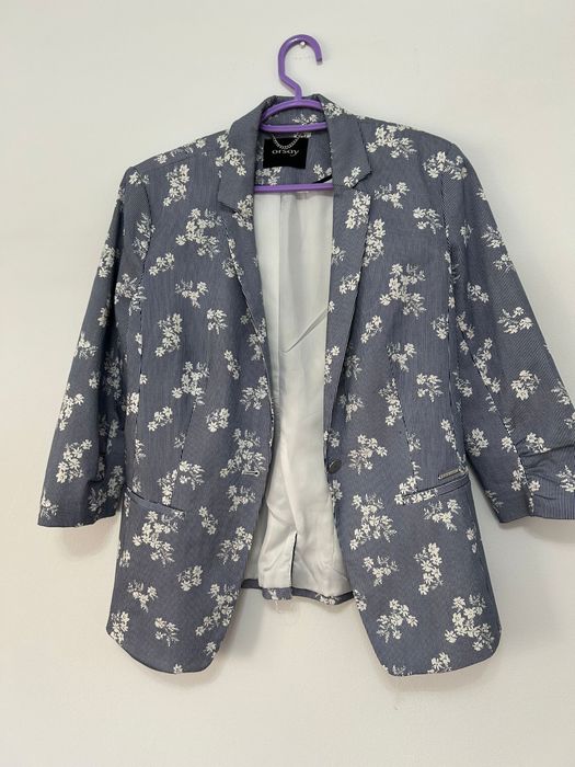 Haine dama de vanzare