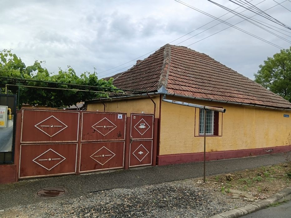 Casă de vânzare în cartierul BUJAC
