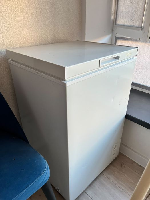 Продам морозильник